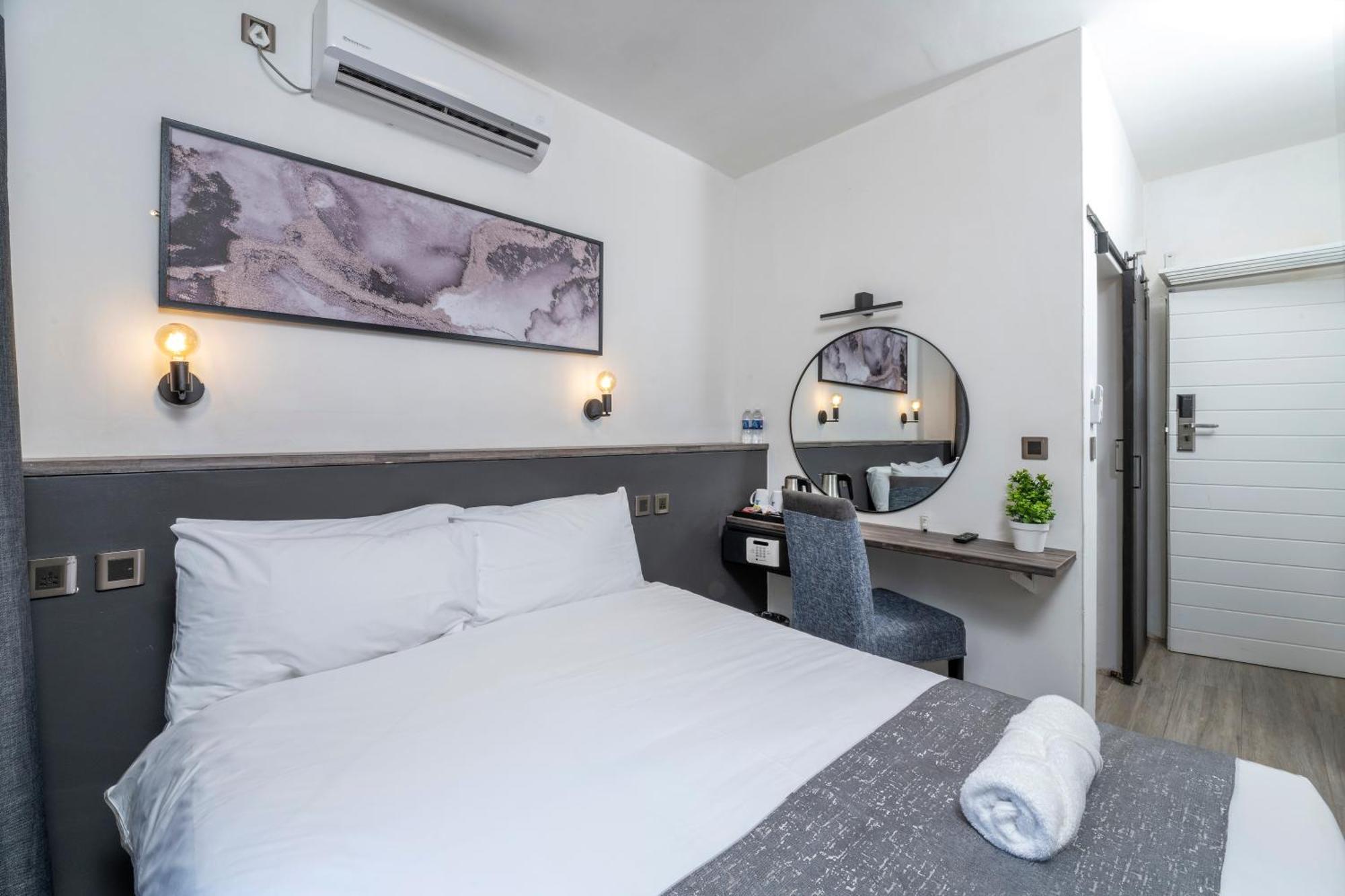 N1 Hotel & Campsite Виктория Фолс Екстериор снимка